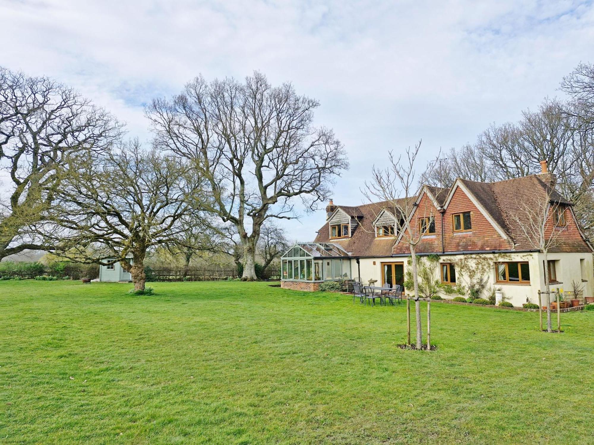 Broomy Pulborough